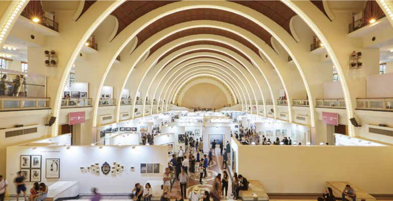 Art market and auction context